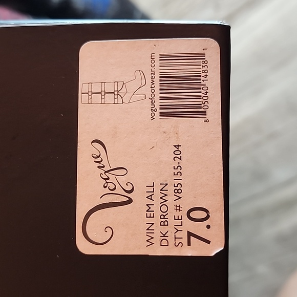 Vogue Win Em All Dark Brown Leather Boots, Size 7, Worn Once - Picture 8 of 8